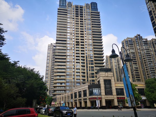 广州荔湾黄沙珠光御景壹号御景复式公寓一房  属于自己的独立空间拎包