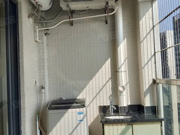 江门开平市三江开平东汇城(一期)东汇城单身公寓,朝南,装修新净 ,家私家电齐全,拎包入住 !出租房源真实图片