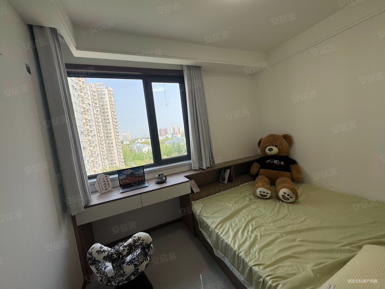 维多利亚夏郡3室2厅2卫137.1㎡南北105.8万