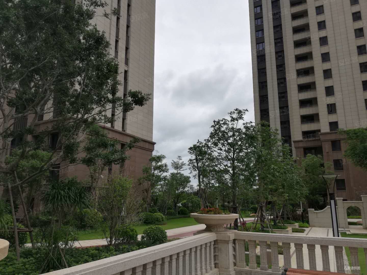 上实海上海领海苑3室2厅1卫95.15㎡南200万