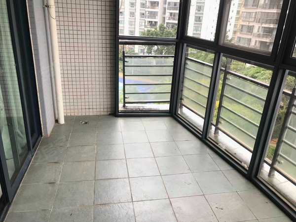 南宁青秀仙葫天池山仙葫中心天池山 电梯高层 精装两房 配套齐全 随时