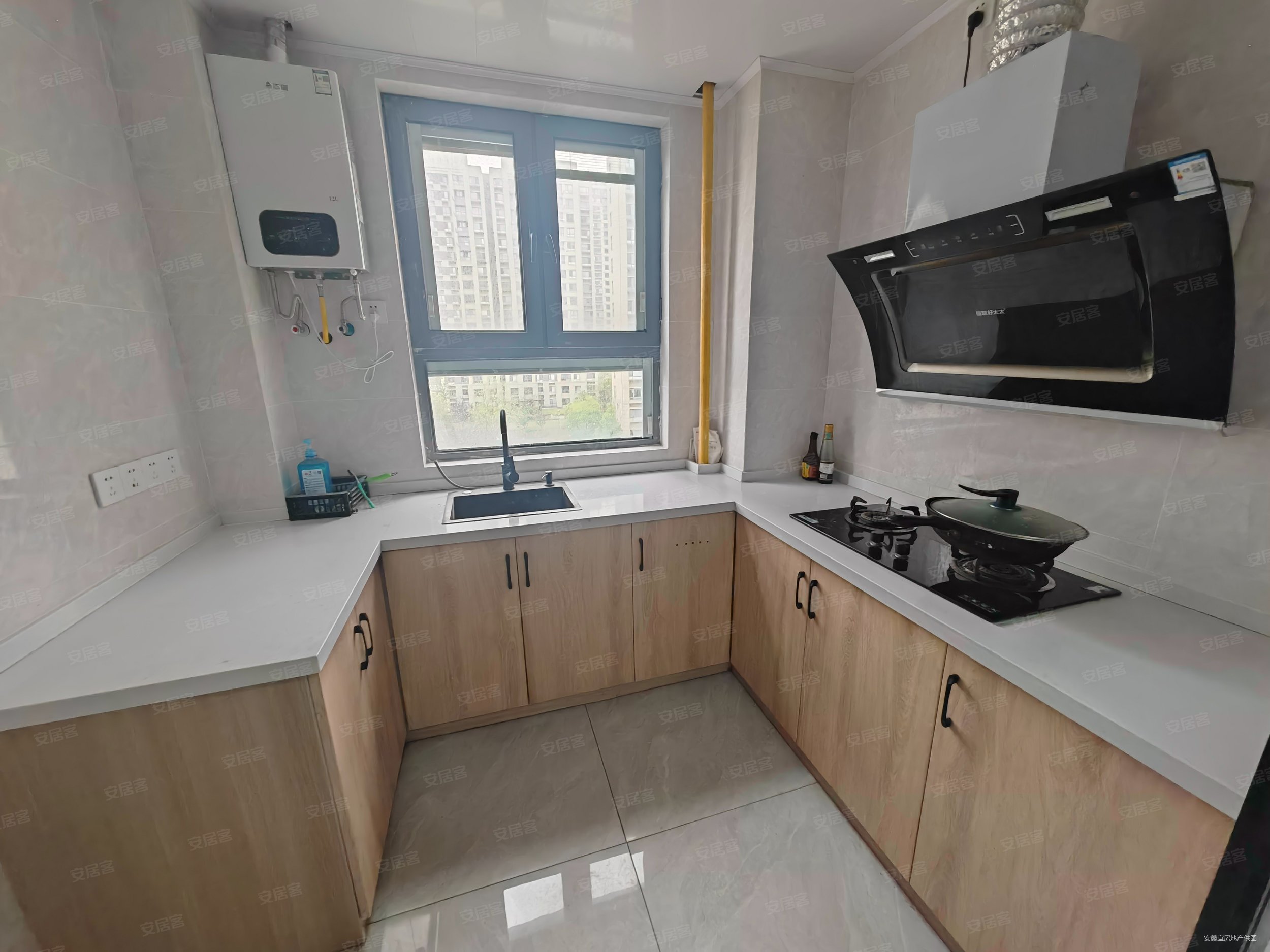 中南君悦府 商业配套齐全 正规商品房 医疗配套成熟 次新房