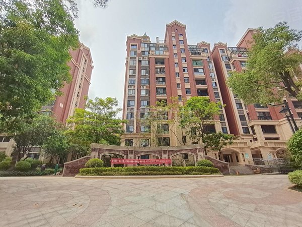 南宁青秀东盟商务中房翡翠湾桂花校区  精装1房 干净整洁 拎包入住 中