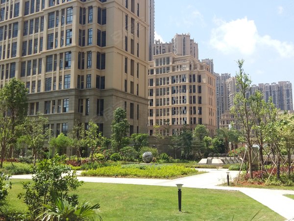 厦门集美杏东路禹洲中央海岸(二期)禹洲中央海岸二期精装一房一厅 仅