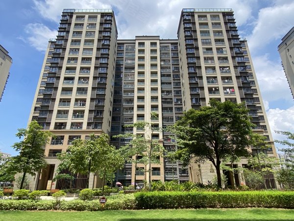 深圳宝安福永怀德峰景怀德峰景北园三房 全新装修 仅租5500元出租房源