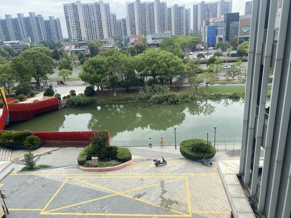 昆山花桥易买得游站未来城游站未来城 一室一厅 对面就是易买得 价格