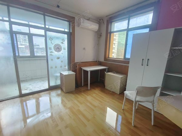 【多图】居仁里小区,东五路租房,大差市地铁口 钟楼 金鼎大厦 第四