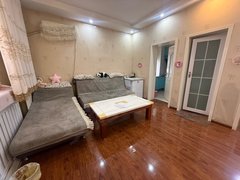 哈密伊州时代广场二小 地区医院对面 财税小区 4楼 家具家电齐全 领包入住出租房源真实图片