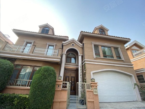 进贤香江花园(别墅)香江花园900平 电梯独栋中西厨全屋套房,地暖新风