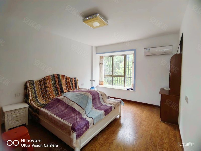 二中附近 世纪名城 正规小区好楼层 户型通透 拎包,房