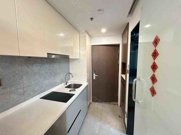 昆明官渡巫家坝万科翡翠二期(商住楼)万科翡翠精装公寓,拎包入住,配套