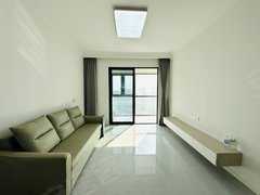 武汉黄陂武湖21号线地铁口，全新精装大两房两卫，全屋定制家具干净整洁出租房源真实图片