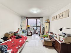 北京朝阳太阳宫太阳宫地铁口观景两居室，干净整洁，随时看房，可以长租。出租房源真实图片