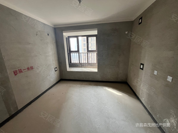 建业春天里新苑3室2厅2卫127.84㎡南北79万