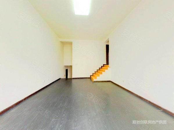 锦海国际花园      3室1厅2卫 普通装修,阳光充足,治