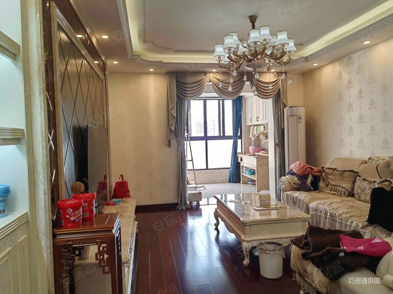 星洲国际 商品房 有电梯 精装修 小三房 近医院 购物方便