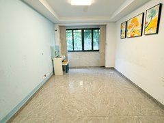 嘉兴平湖乍浦镇菜场附近 滨海之星三室 押一付一随时看房出租房源真实图片