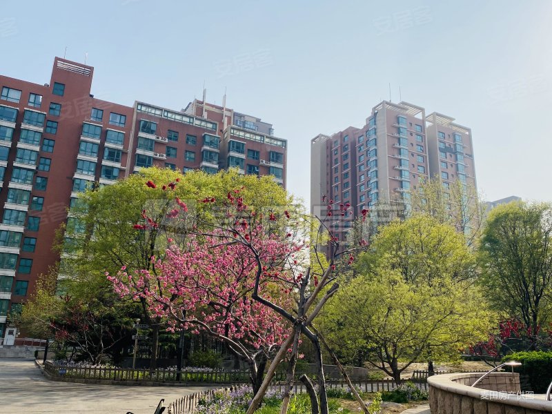 都会华庭2室2厅1卫103㎡东南560万