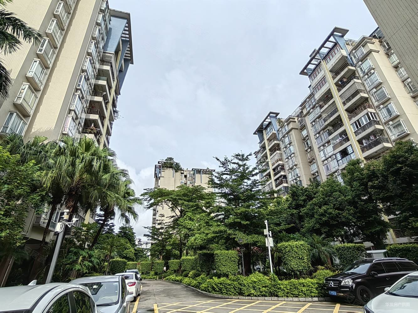 珠海市区中心位置柠溪朗晴居精装修两房两厅仅售180万