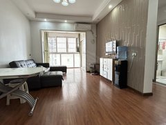 宜宾长宁城区小区房正规一室一厅一卫家电家具齐全出租房源真实图片