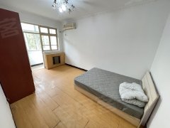 北京朝阳和平街和平里10区南北通透两居室价格便宜可做宿舍出租房源真实图片