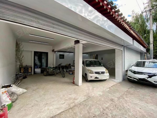 北京西城大栅栏铁树斜街胡同小区东城区东四 三进四合院会所出租!