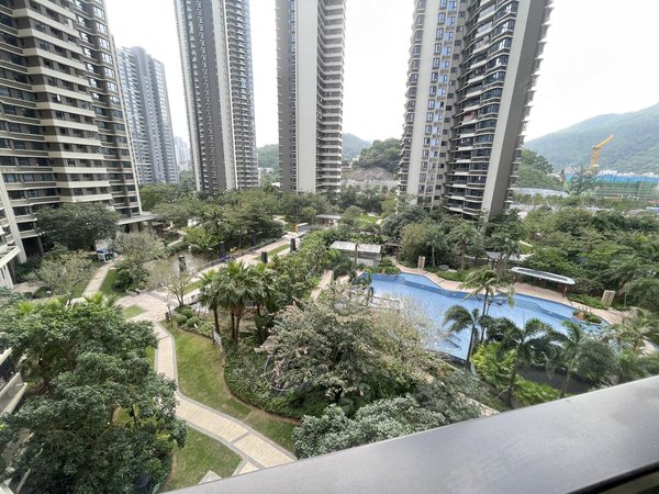 珠海横琴湾仔华发峰景湾华发峰景湾 交通生活配套齐全 保养新 精装三