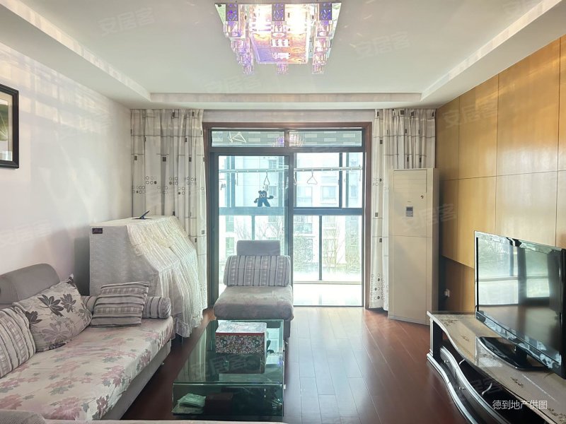 带电梯 近医院 购物方便 南北通透,圣鑫苑(4058弄)二手房,590万,3室2