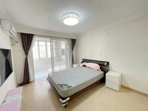 【多图】海桐苑,花木租房,世纪公园地铁口,精装一房一厅,自住房出租