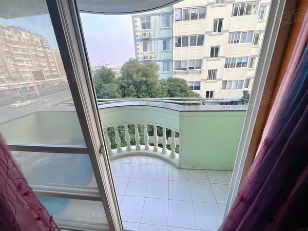 宁波海曙白云海怡花园海怡花园带阳台带书房单间出租.家电齐全.