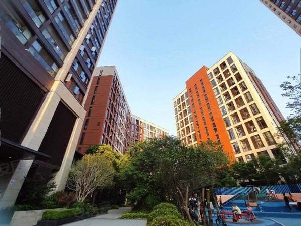 深圳布吉上水径万科麓城一期万科麓城精装两房 家私电全齐拎包入住