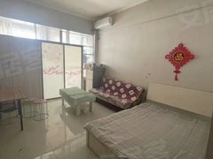 喀什喀什市喀什城区中亚商贸城 单身公寓 3楼 家电家具齐全 随时可以入住出租房源真实图片