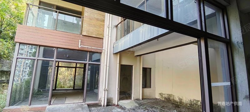 振业天峦(别墅)5室3厅4卫279.49㎡南北1048万