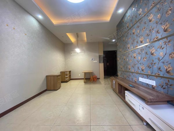 【多图】融景城尚峰,五里店租房,9,10号线鲤鱼池轻轨旁,次新小区,正规