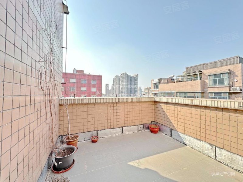 能被治愈的视野电梯复试(精装50万)80平露台,山景明珠花园二手房,299