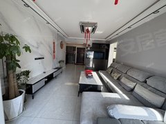 嘉峪关雄关雄关广场中鹏嘉年华精装大三室出租南北通透 拎包入住家电齐全 价位可议出租房源真实图片