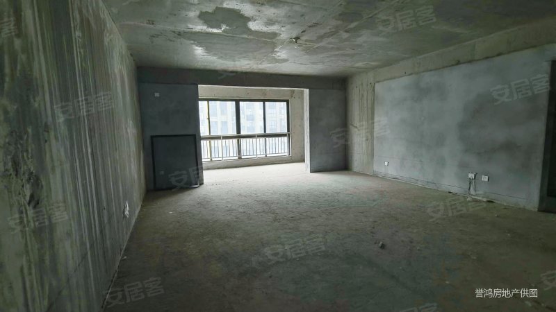 曲江南湖边金水湾小区毛坯观景大平层看房靠谱