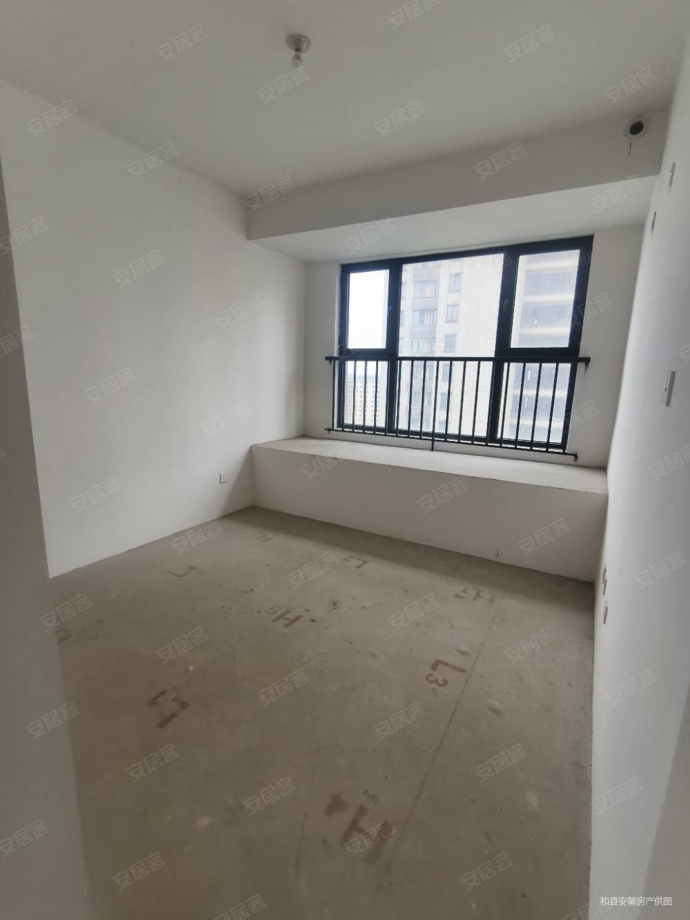 明发江湾新城3室2厅1卫86㎡南北29万