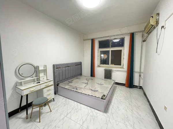 新上梧桐体育场裕华万达附近电建西院精装两室随时入住