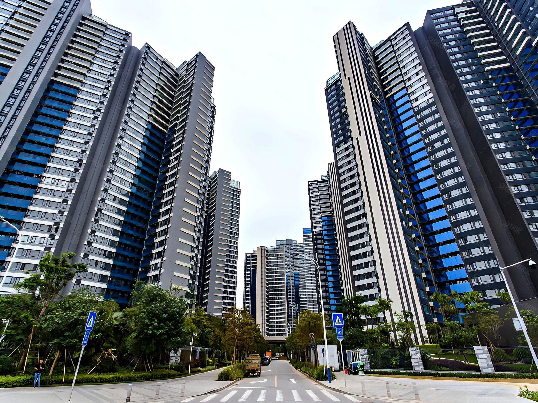 急售586w头排一线江景无d视野对望双岛尖南沙金茂湾