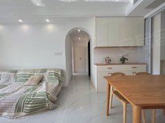 永康永康市区天鹅路商业街总部附近 奶油风 2室1厅2卫 带衣帽间 包物业车位 好房！出租房源真实图片