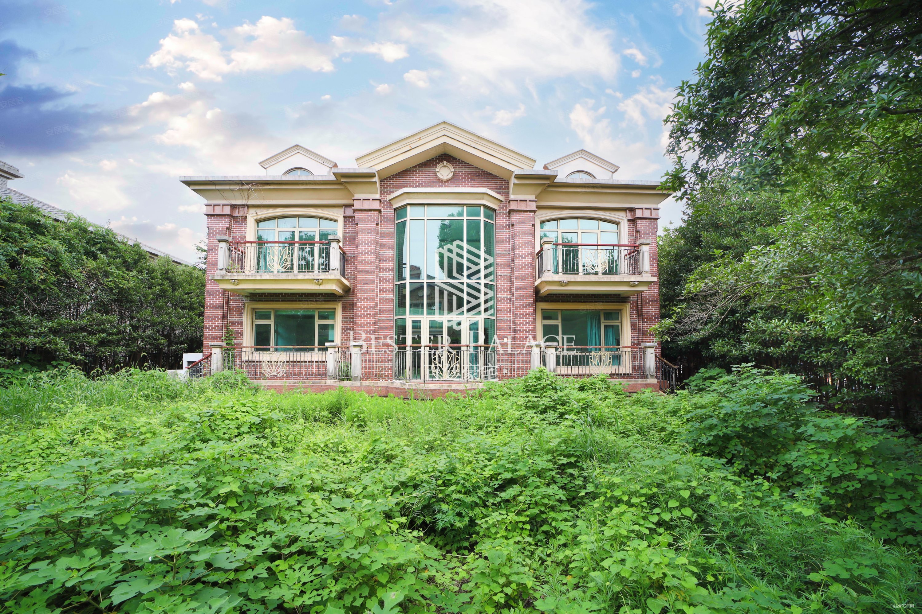 独栋别墅 南北通透,御翠园二手房,13800万,5室3厅,5卫,604平米-上海