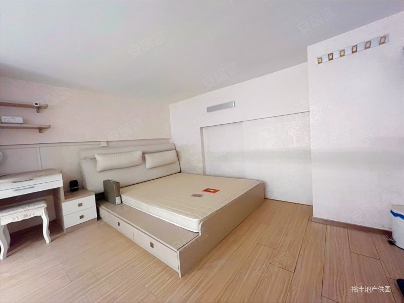 力达广场南向中空复望山景楼龄新带阳台