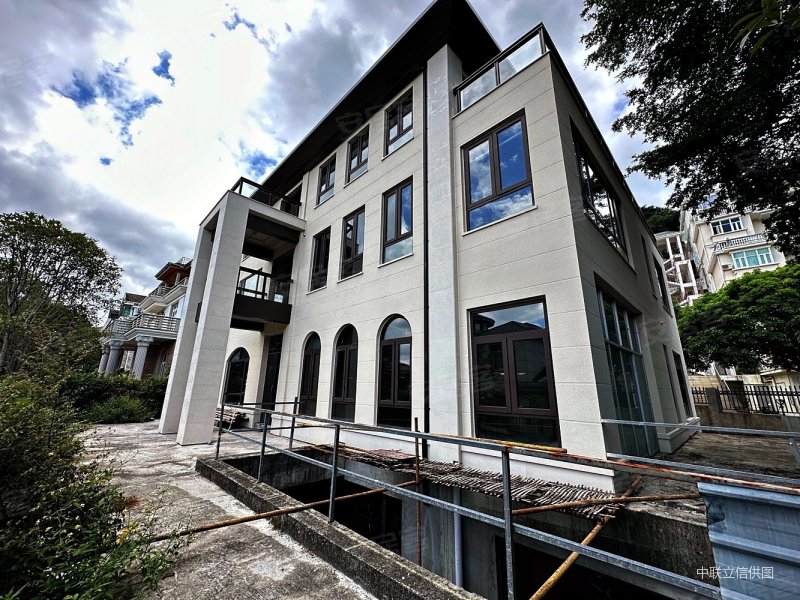 居住主题公园三期香榭丽居别墅