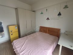 蚌埠蚌山新城区绿地中央广场公寓 廉价一房急租 拎包入住近市政府 绿地珠峰旁出租房源真实图片