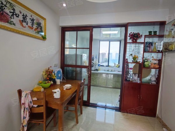 滕州龙泉龙泉城区阳光尚城万达对过,阳光尚城,总高11的电梯洋房,真实