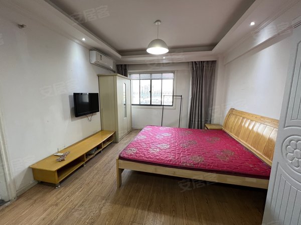 马鞍山花山印象汇和泰国际广场(商住楼)和泰公寓一室一厅出租,随时