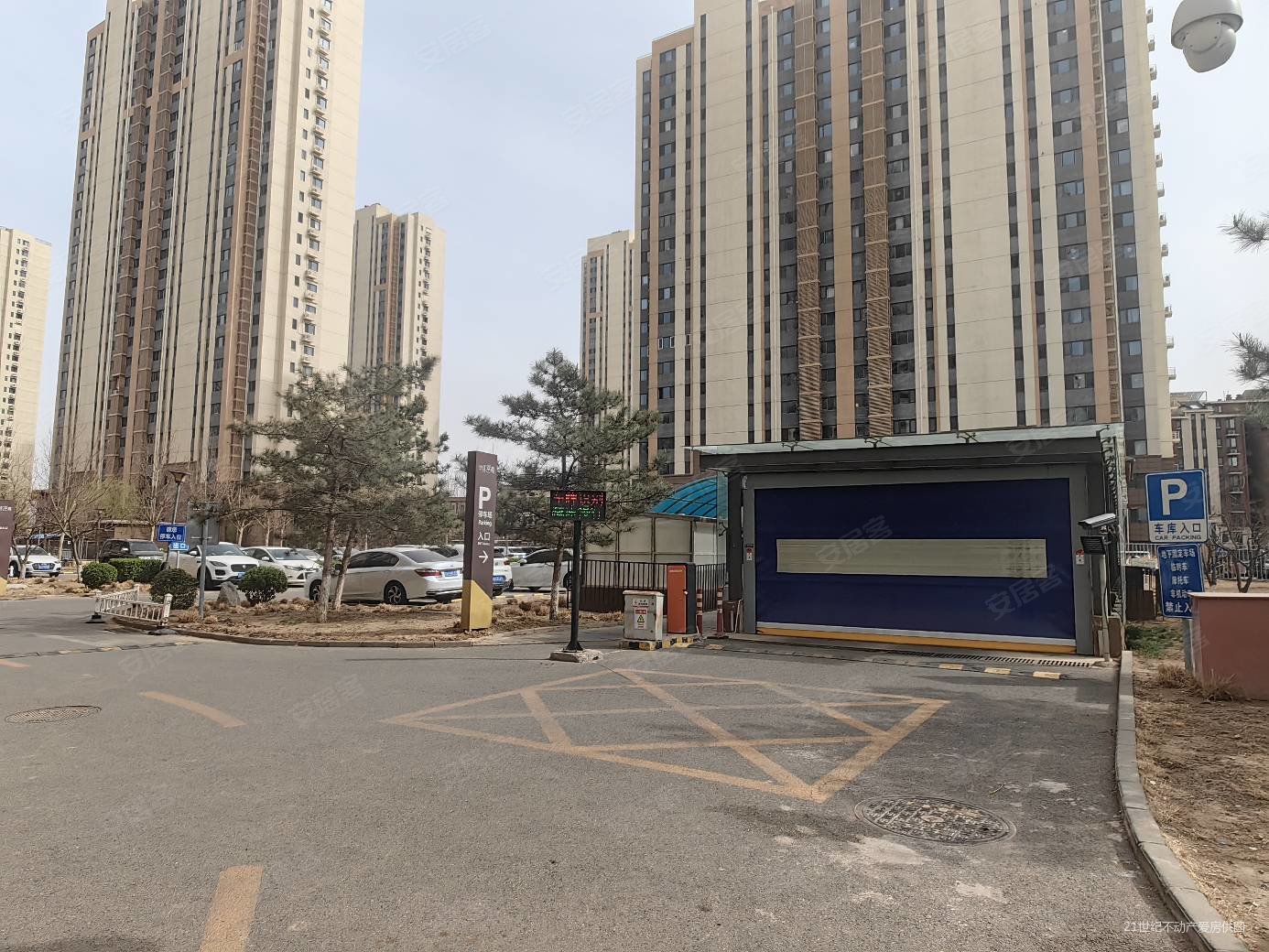 新上汇景苑三区中间层南向两室业主诚售配合转商全天无遮挡