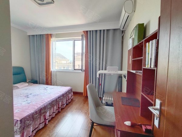 青岛黄岛薛家岛慧公馆(公寓住宅)杜威58中 慧公馆精装套二!