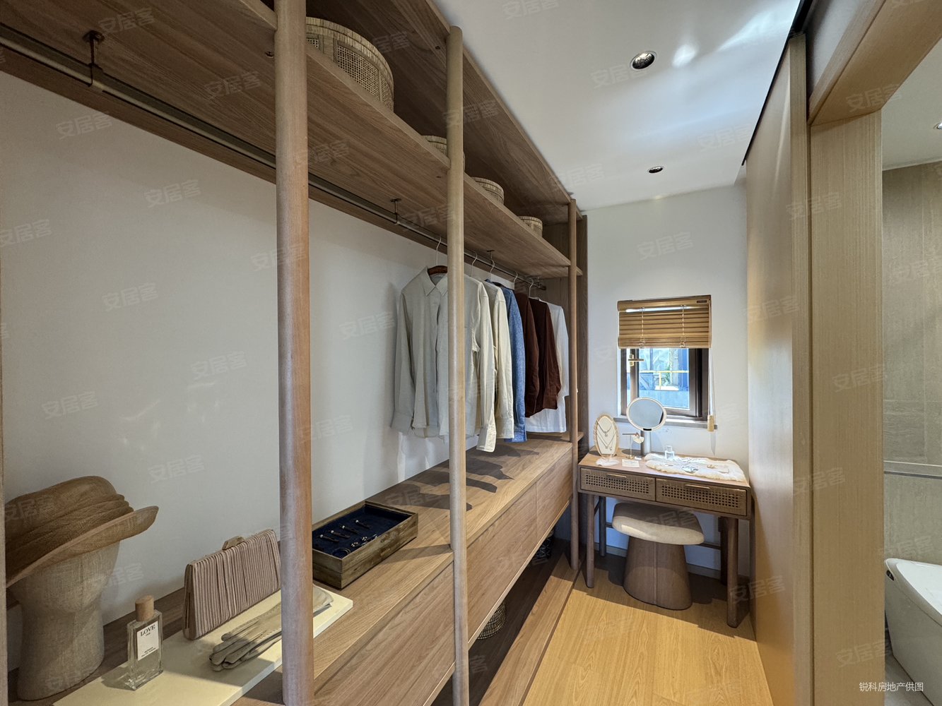 大理的小院子北区2室2厅2卫150㎡南北180万